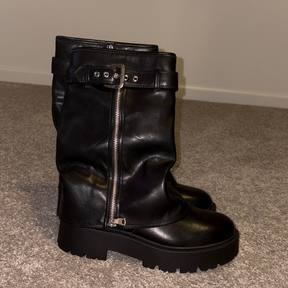 NOBO Black Leather Boots with Silver Zipper